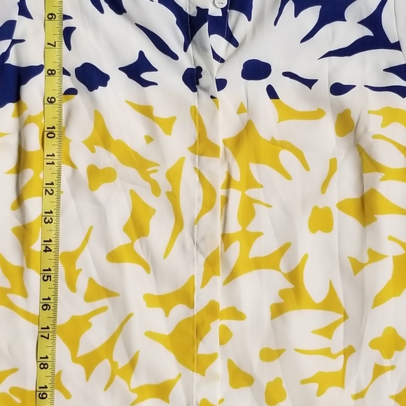 Whit Two Abstract Print Button Down Tunic Dress - Picture 6 of 7